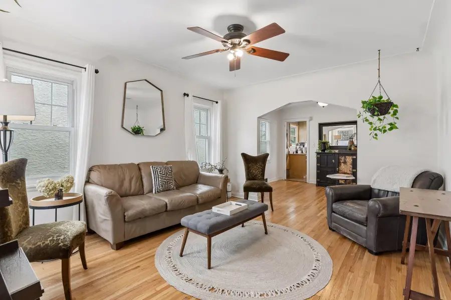 1654 Juno Avenue, Saint Paul, MN 55116 - #3