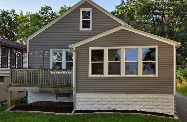 1844 E Shore Drive, Maplewood, MN 55109
