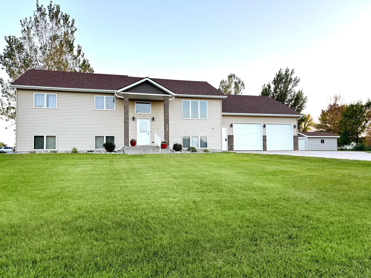 4505 36th Avenue N, Fargo, ND 58102 - #1