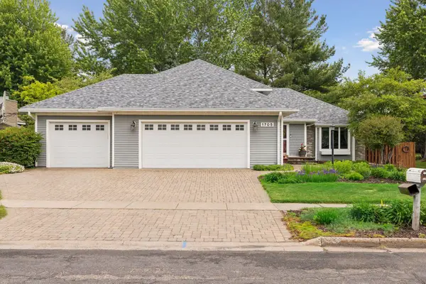 1705 Laurel Avenue, Hudson, WI 54016