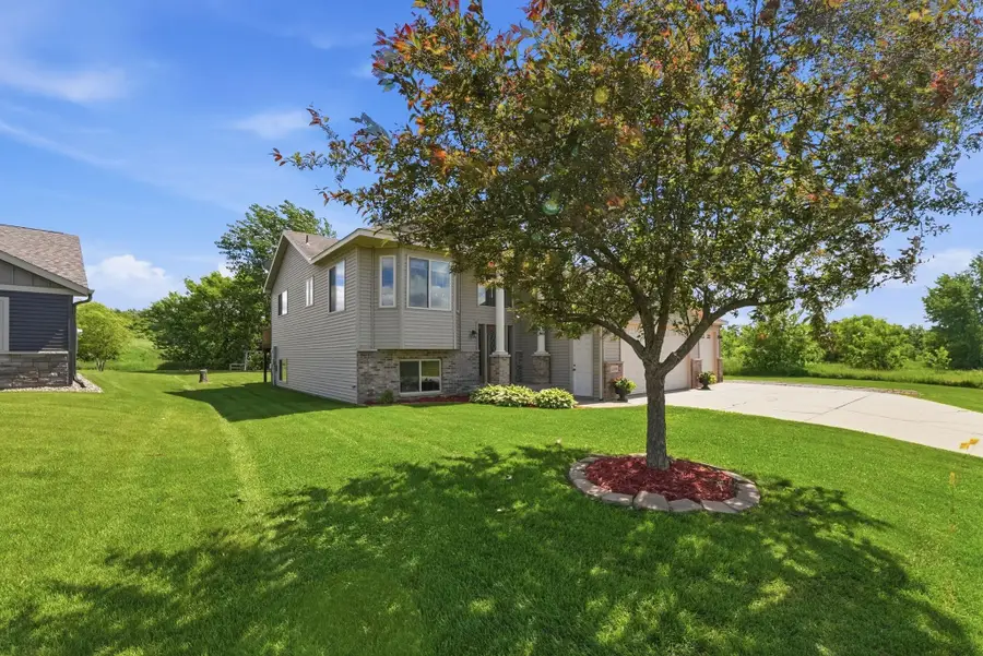 1306 Iris Lane Ne, Saint Joseph, MN 56374 - #2