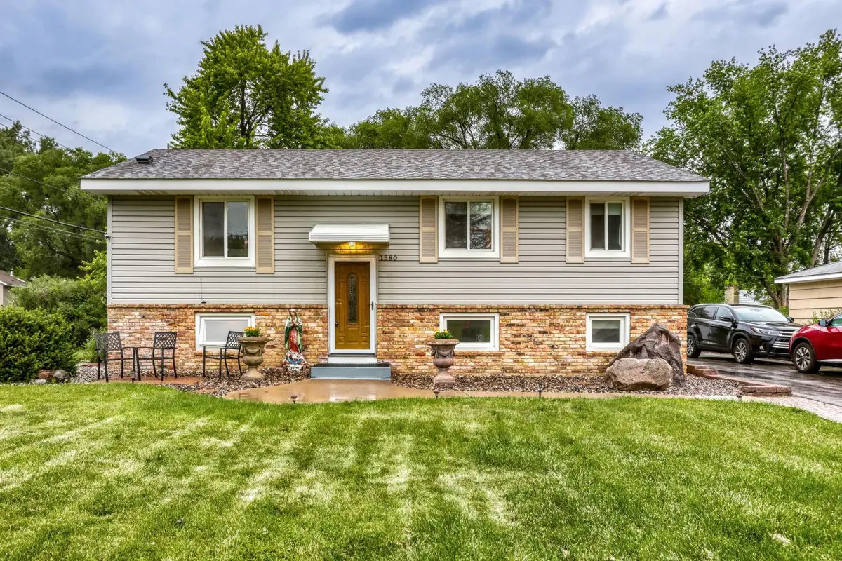 1580 16th Street Nw, New Brighton, MN 55112 - #1