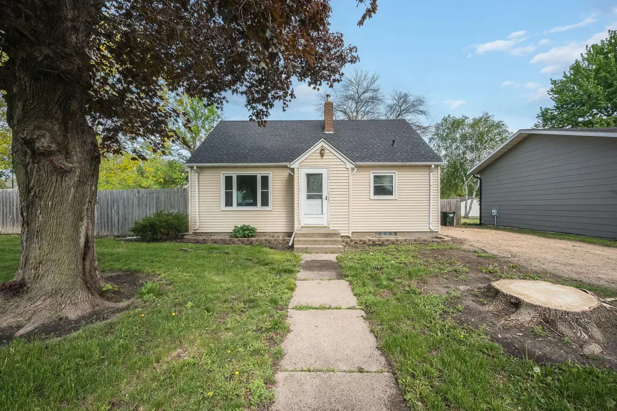 714 3rd Street N, Saint James, MN 56081 - #1