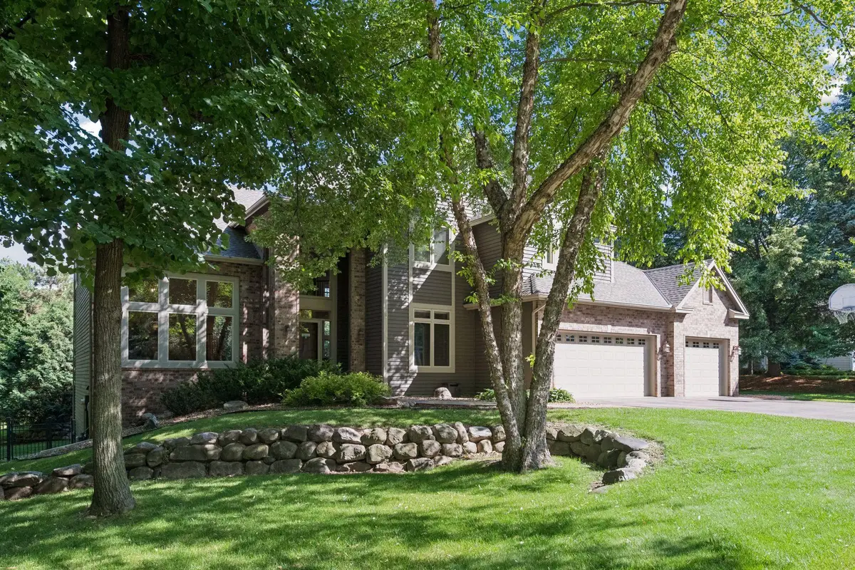 6365 Oxbow Bend, Chanhassen, MN 55317 - #1