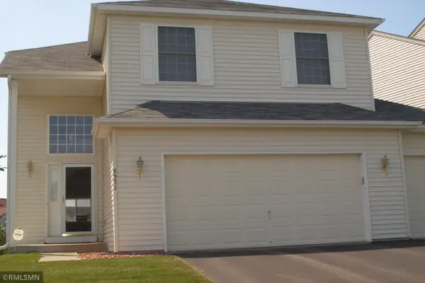 8571 Savanna Oaks Lane, Woodbury, MN 55125