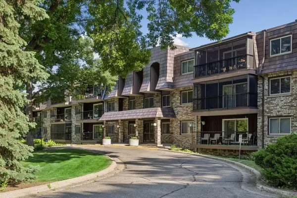260 Westview Drive #108, West Saint Paul, MN 55118