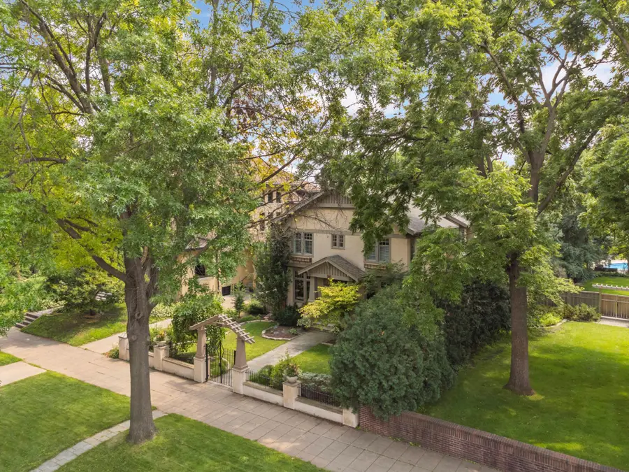 582 Summit Avenue, Saint Paul, MN 55102 - #3