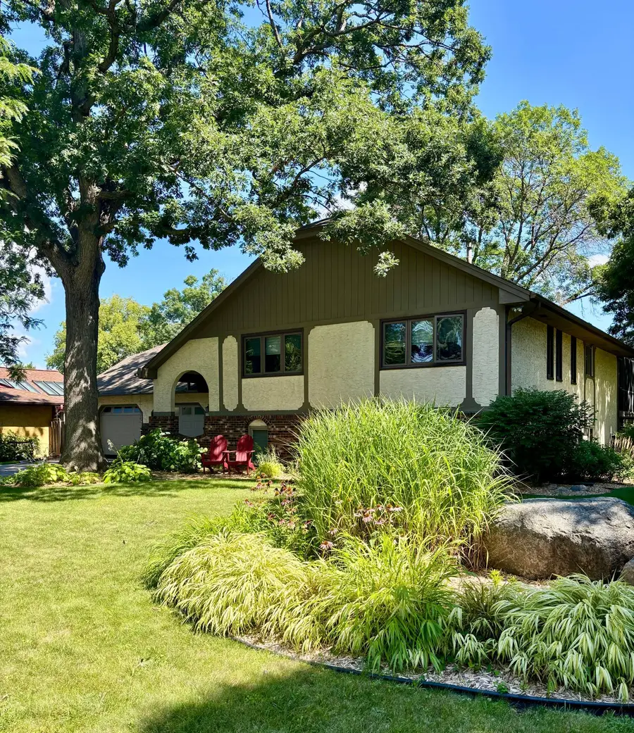 793 Torchwood Drive, New Brighton, MN 55112 - #2