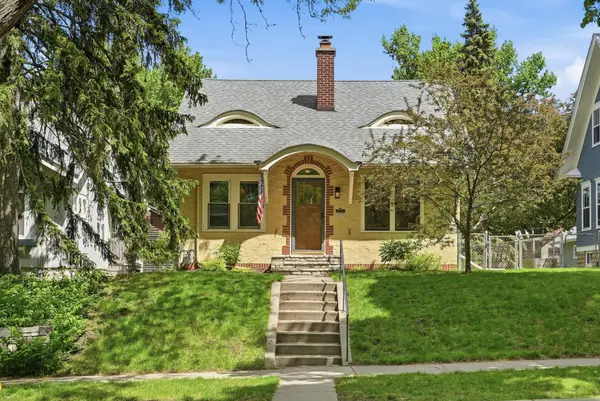 2023 Princeton Avenue, Saint Paul, MN 55105