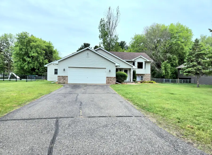 5475 273rd Street, Wyoming, MN 55092 - #2