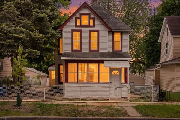 916 Magnolia Avenue E, Saint Paul, MN 55106