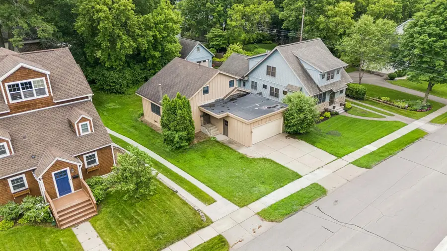 132 Minnetonka Avenue N, Wayzata, MN 55391 - #3
