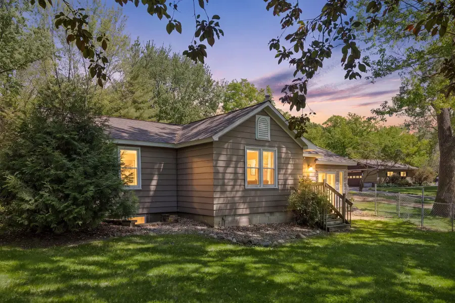 9535 Shady Oak Drive, Chaska, MN 55318 - #3