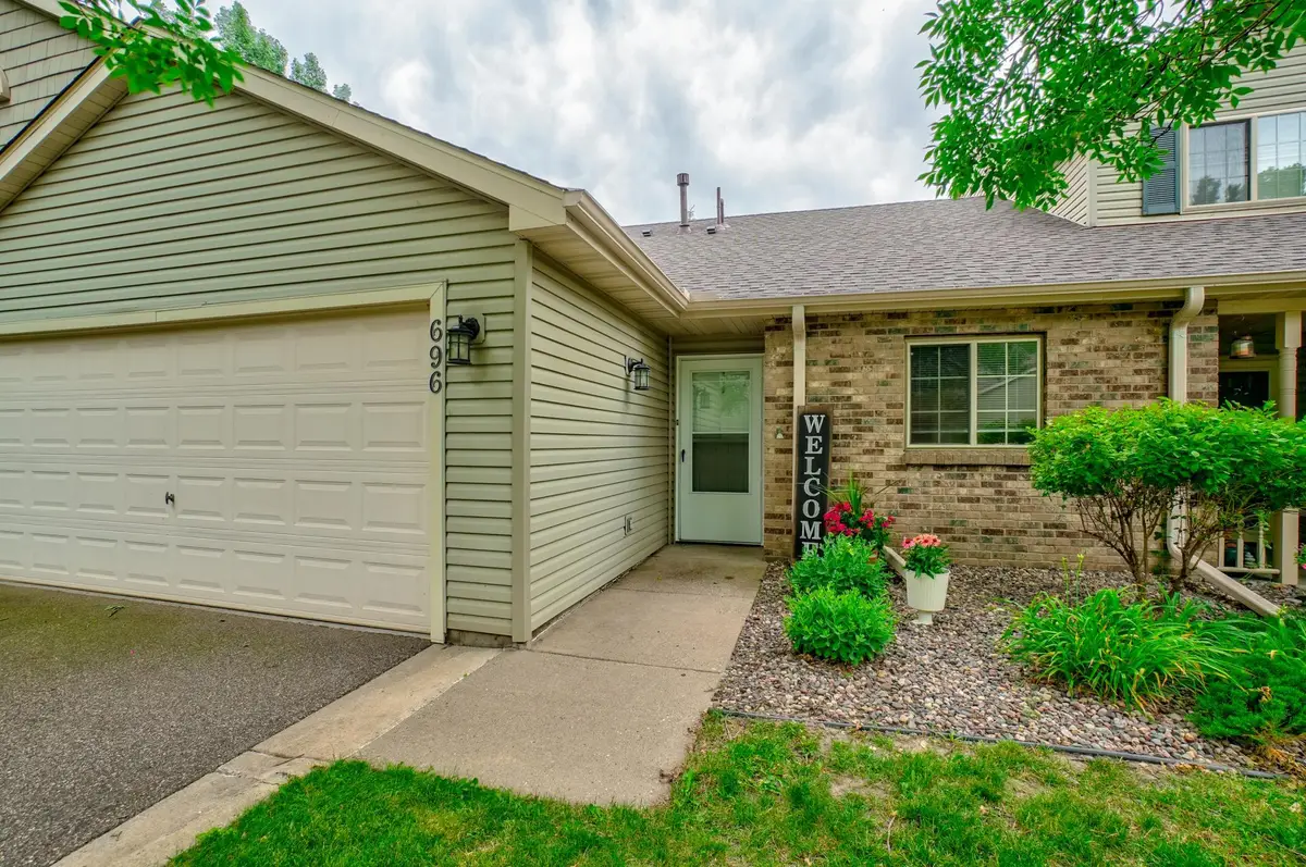 696 Monn Avenue, Vadnais Heights, MN 55127 - #1