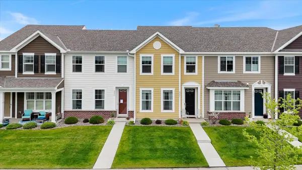 8286 Jonquil Lane N, Maple Grove, MN 55369