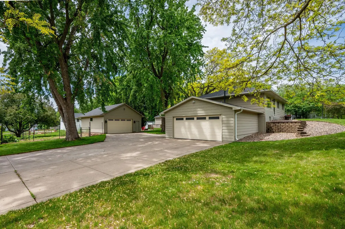 12715 27th Avenue N, Plymouth, MN 55441 - #1