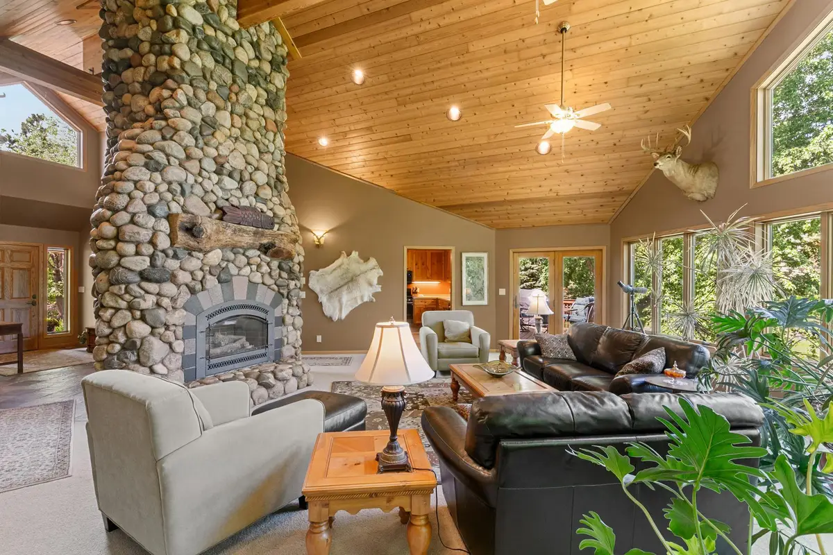7135 Camp 3 Road Ne, Columbus, MN 55025 - #1