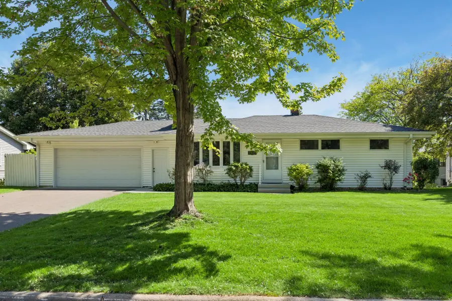 2422 Oak Street, White Bear Lake, MN 55110 - #2