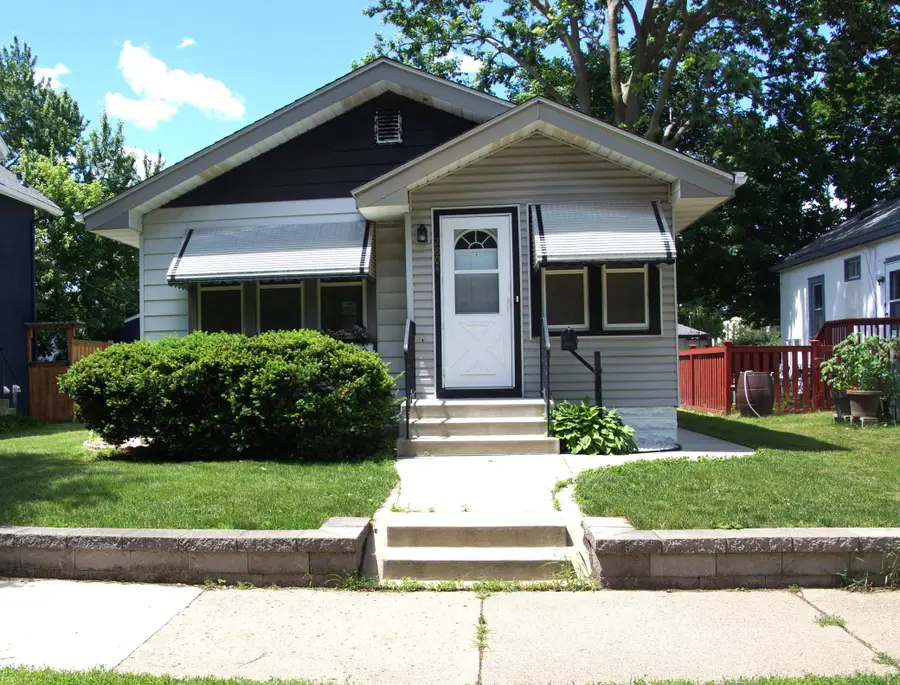 2804 37th Avenue S, Minneapolis, MN 55406 - #2