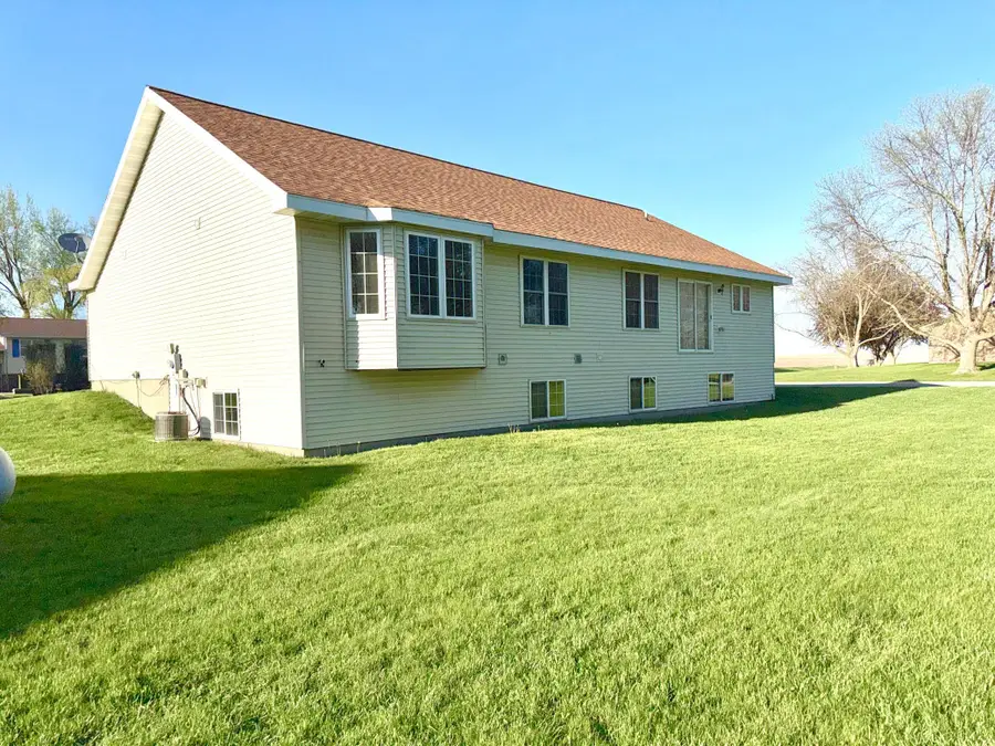309 Iowa Avenue, Hoffman, MN 56339 - #3