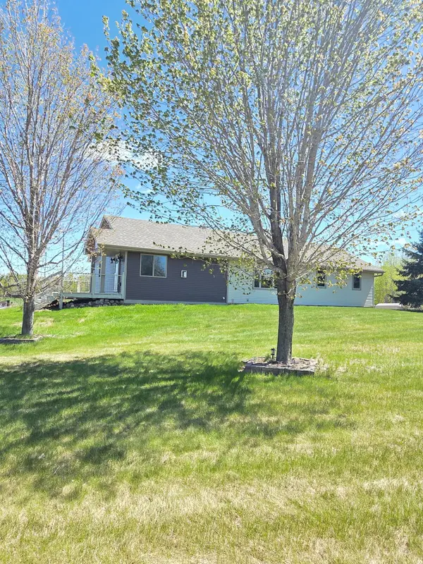 36115 Dolphin Street Nw, Princeton, MN 55371