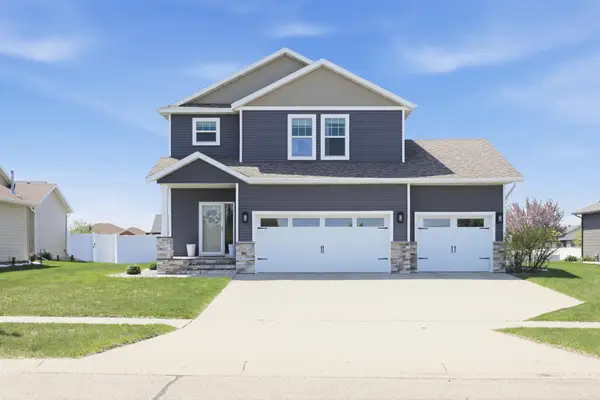 2924 7th Street E, West Fargo, ND 58078