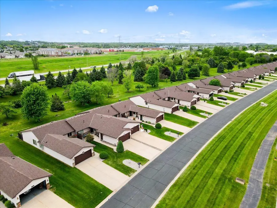 2084 Vierling Drive E, Shakopee, MN 55379 - #3