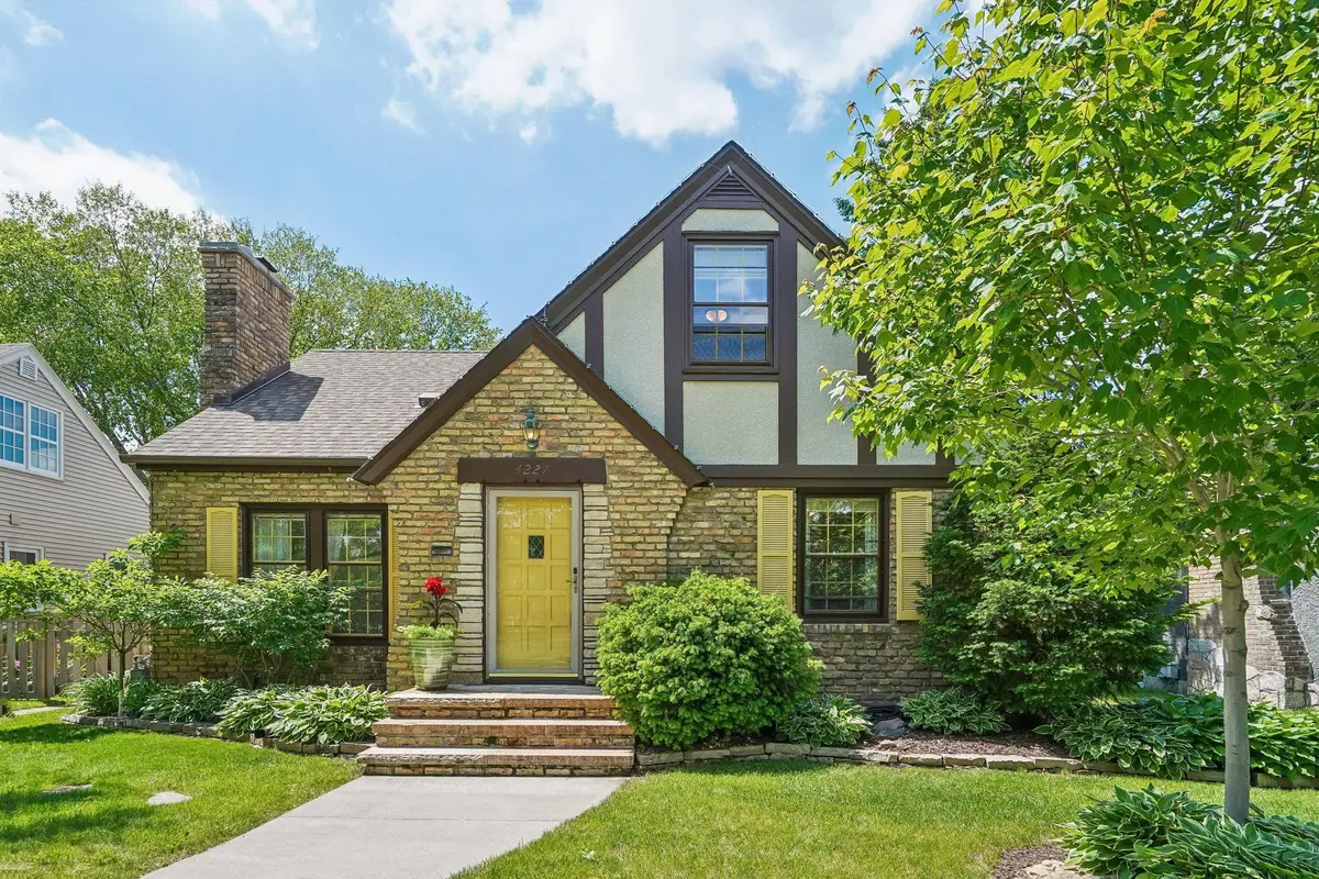 4227 York Avenue N, Robbinsdale, MN 55422 - #1