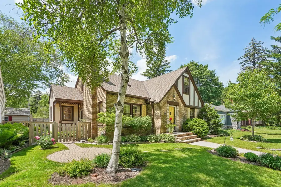 4227 York Avenue N, Robbinsdale, MN 55422 - #2
