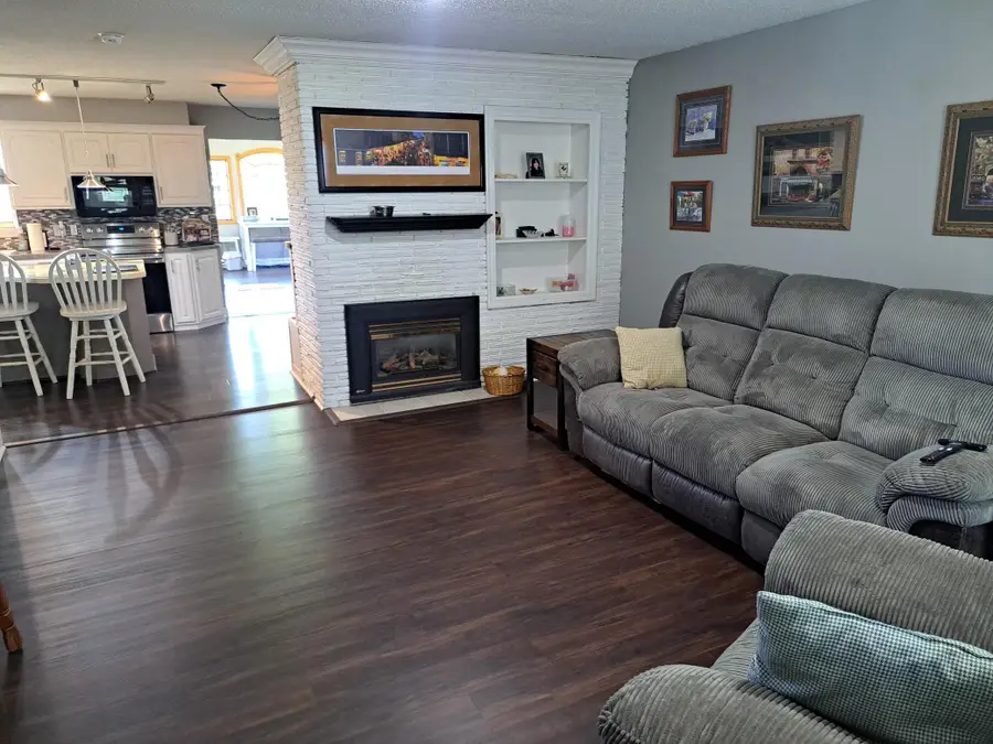 314 Meredith Road, Albert Lea, MN 56007 - #3