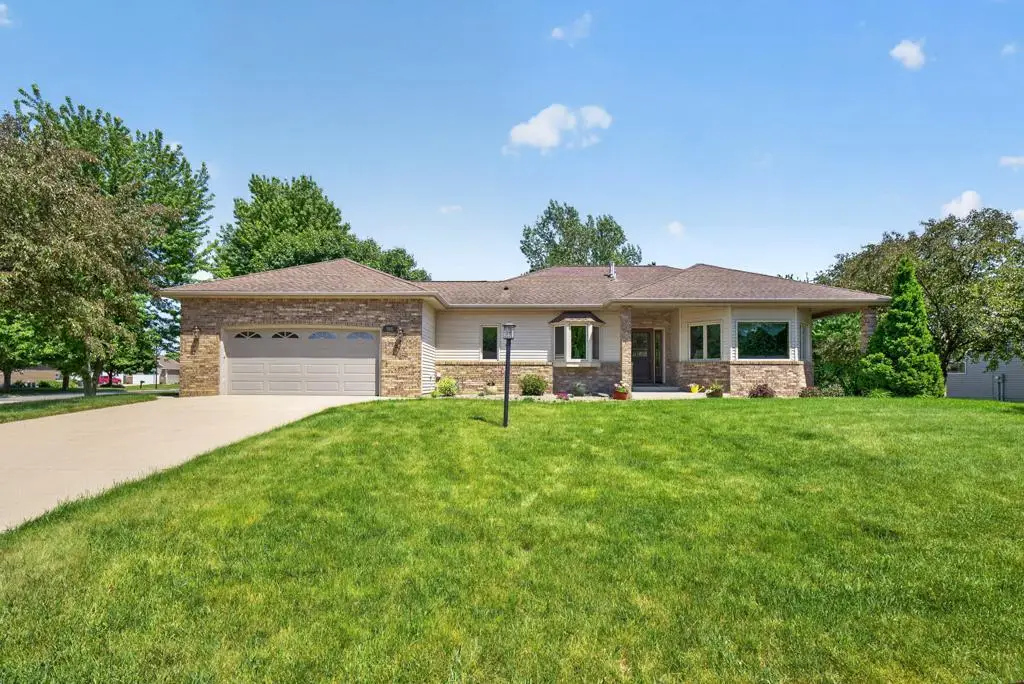 801 Grandview Court Se, Stewartville, MN 55976 - #1