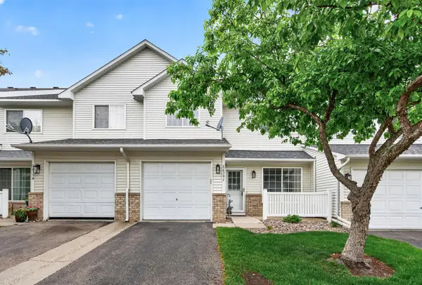 8639 Quarry Ridge Lane #I, Woodbury, MN 55125