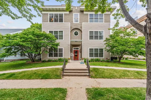 633 Dayton Avenue #8, Saint Paul, MN 55104