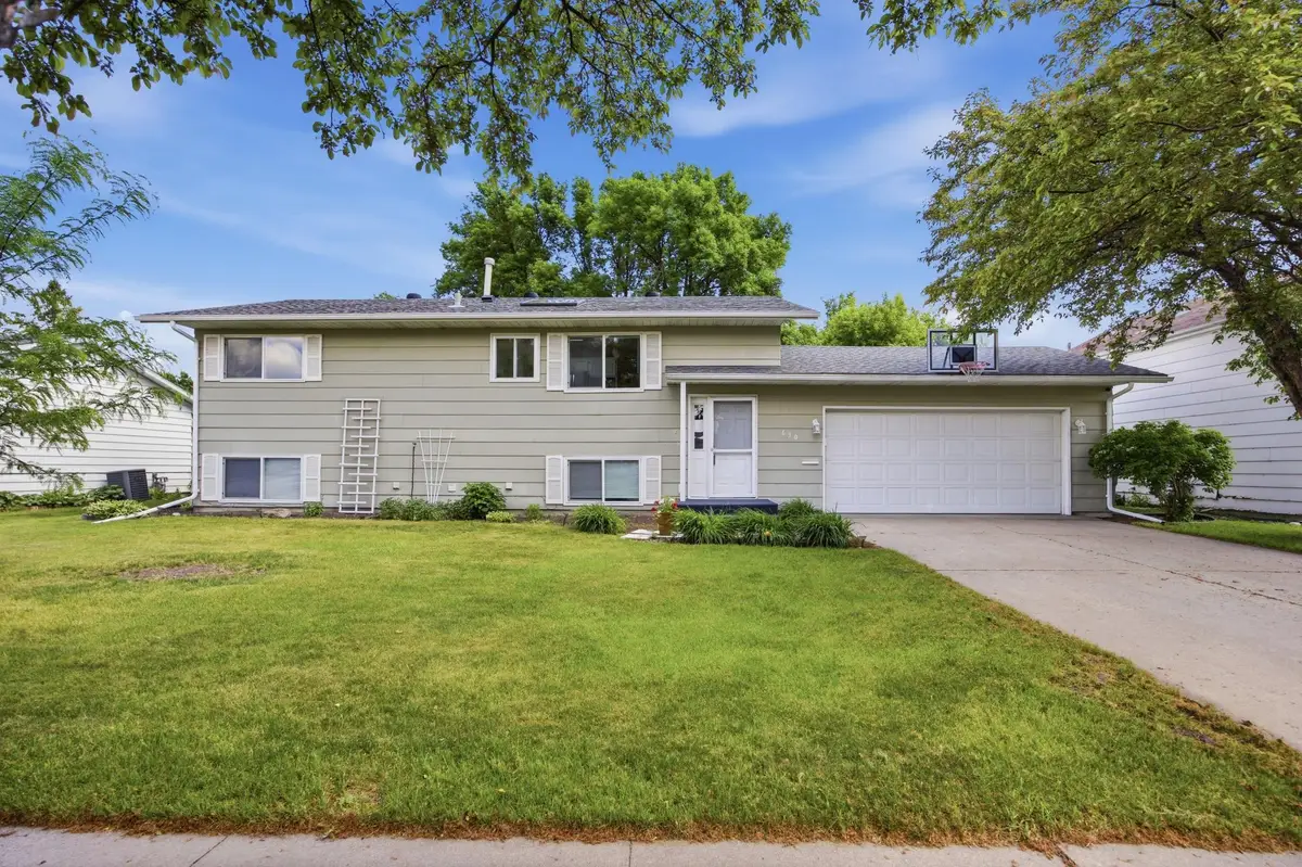 630 Appletree Lane, Moorhead, MN 56560 - #1
