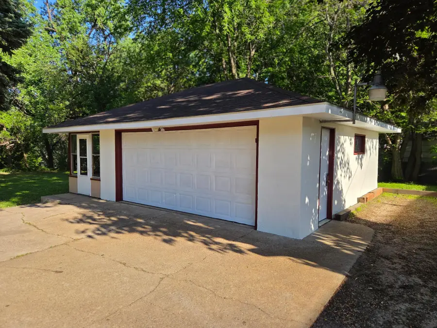 448 White Bear Avenue N, Saint Paul, MN 55106 - #3