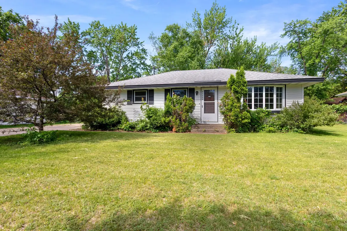 11516 Heather Street Nw, Coon Rapids, MN 55433 - #1
