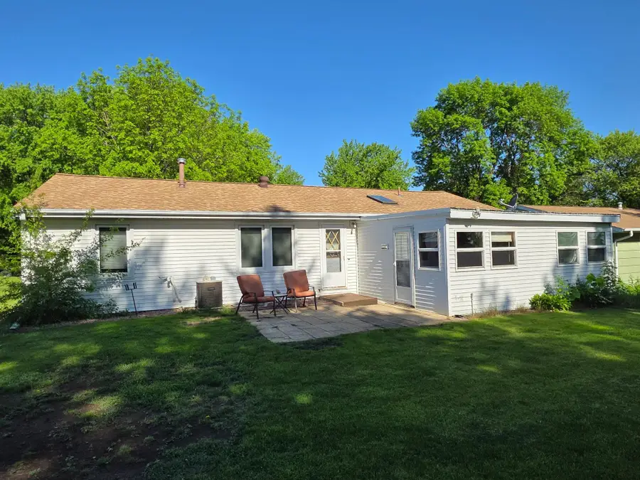 891 Winnie Avenue, Windom, MN 56101 - #2
