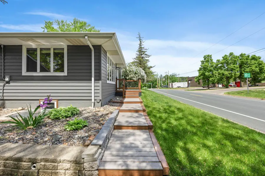 107 Hallam Avenue S, Mahtomedi, MN 55115 - #3