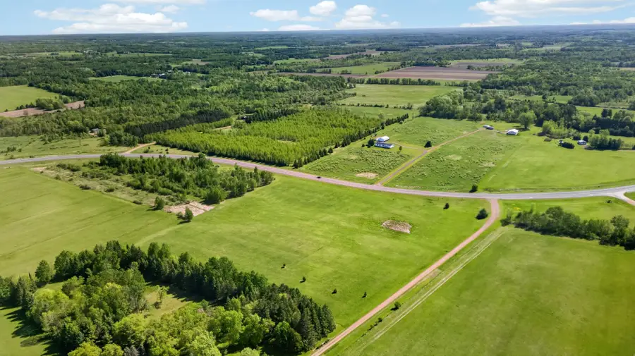 000 Dahl Rd, Hinckley, MN 55037 - #2