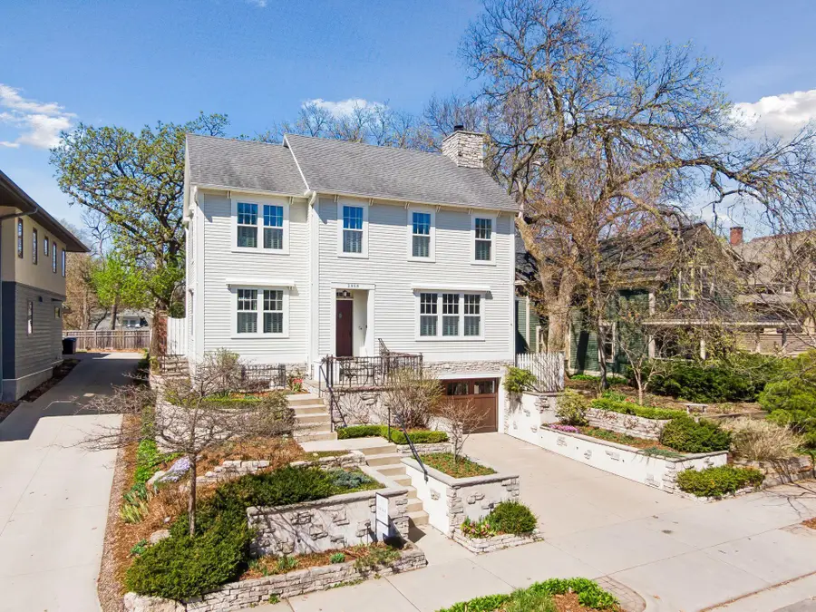2858 James Avenue S, Minneapolis, MN 55408 - #2
