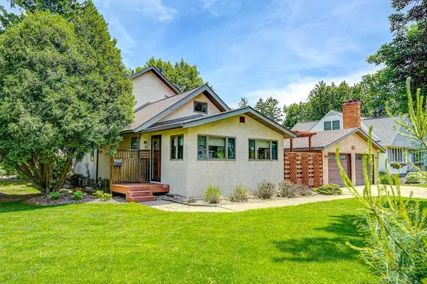 2702 Reardon Place, North Saint Paul, MN 55109