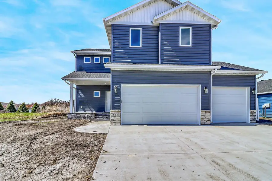 864 Harvest Circle, Horace, ND 58047 - #2
