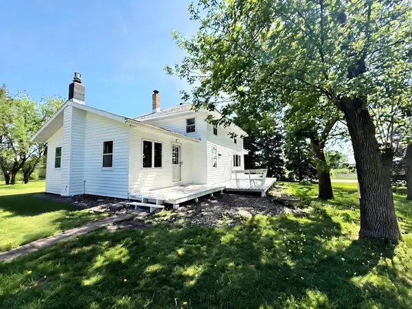 7908 105th Street Sw, Raymond, MN 56282