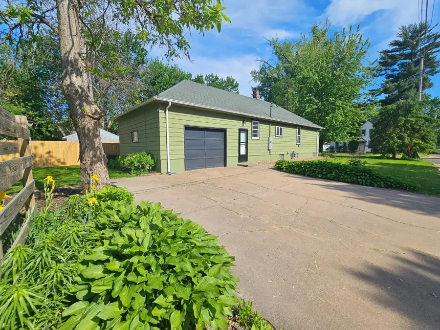 567 1st Avenue Nw, Forest Lake, MN 55025 - #2