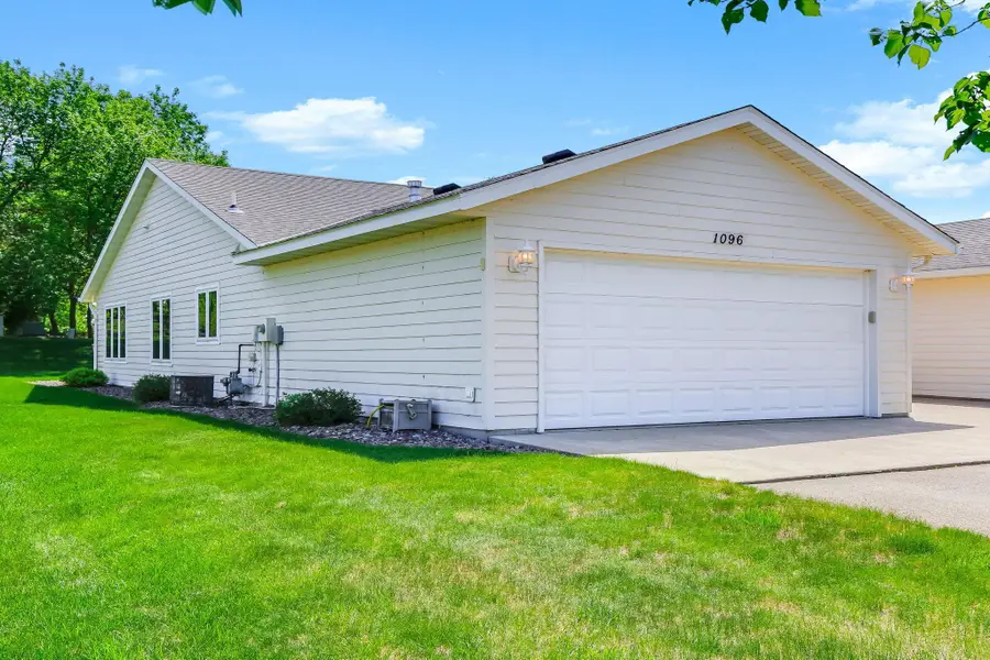 1096 Prairie View Drive Sw, Hutchinson, MN 55350 - #2