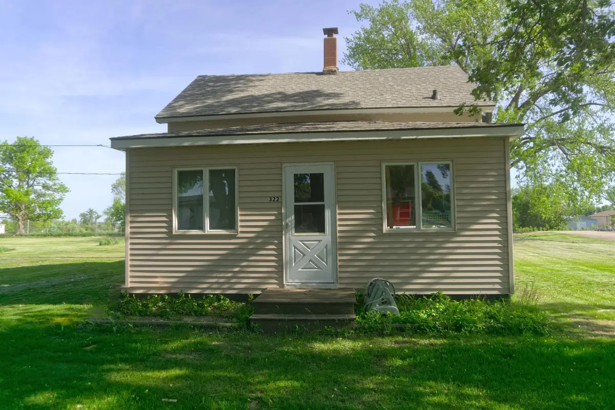 322 2nd Street Ne, Lidgerwood, ND 58041 - #1
