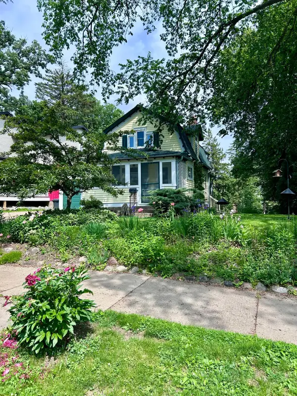 4031 Vincent Avenue S, Minneapolis, MN 55410