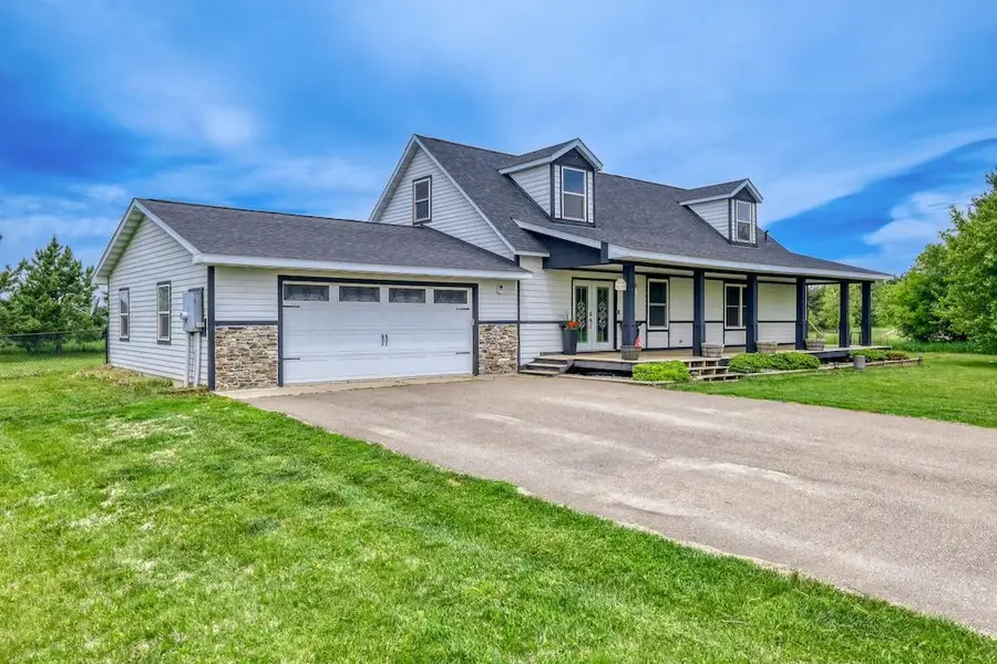 706 County Road H, New Richmond, WI 54017 - #2