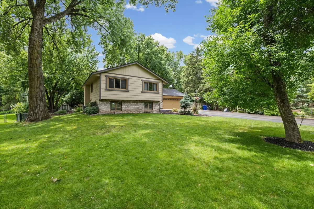 2194 Snowshoe Lane E, Saint Paul, MN 55119 - #1
