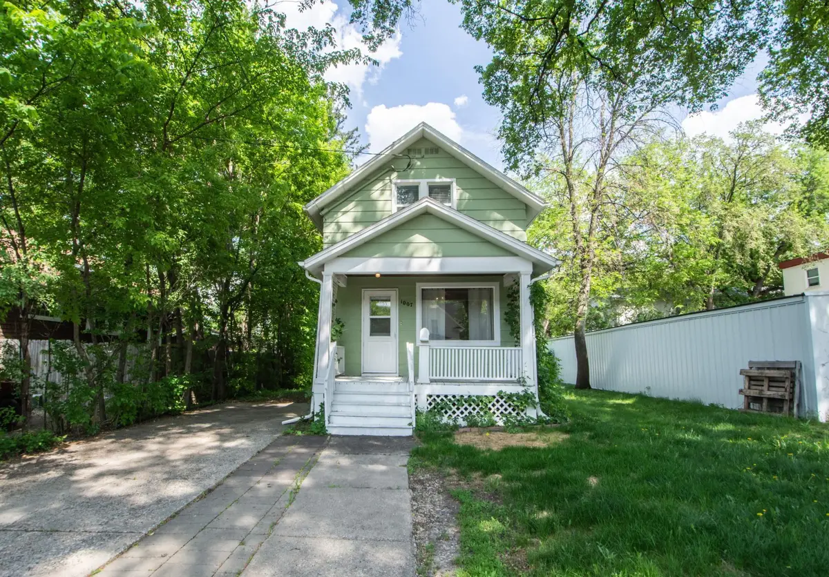 1007 11th Street N, Fargo, ND 58102 - #1